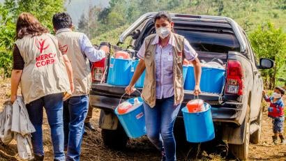 Our team in Guatemala distributed food and family hygiene kits to help prevent the spread of COVID-19 after Hurricane Eta severely damaged homes and farms in the rural Alta Verapaz in late 2020.