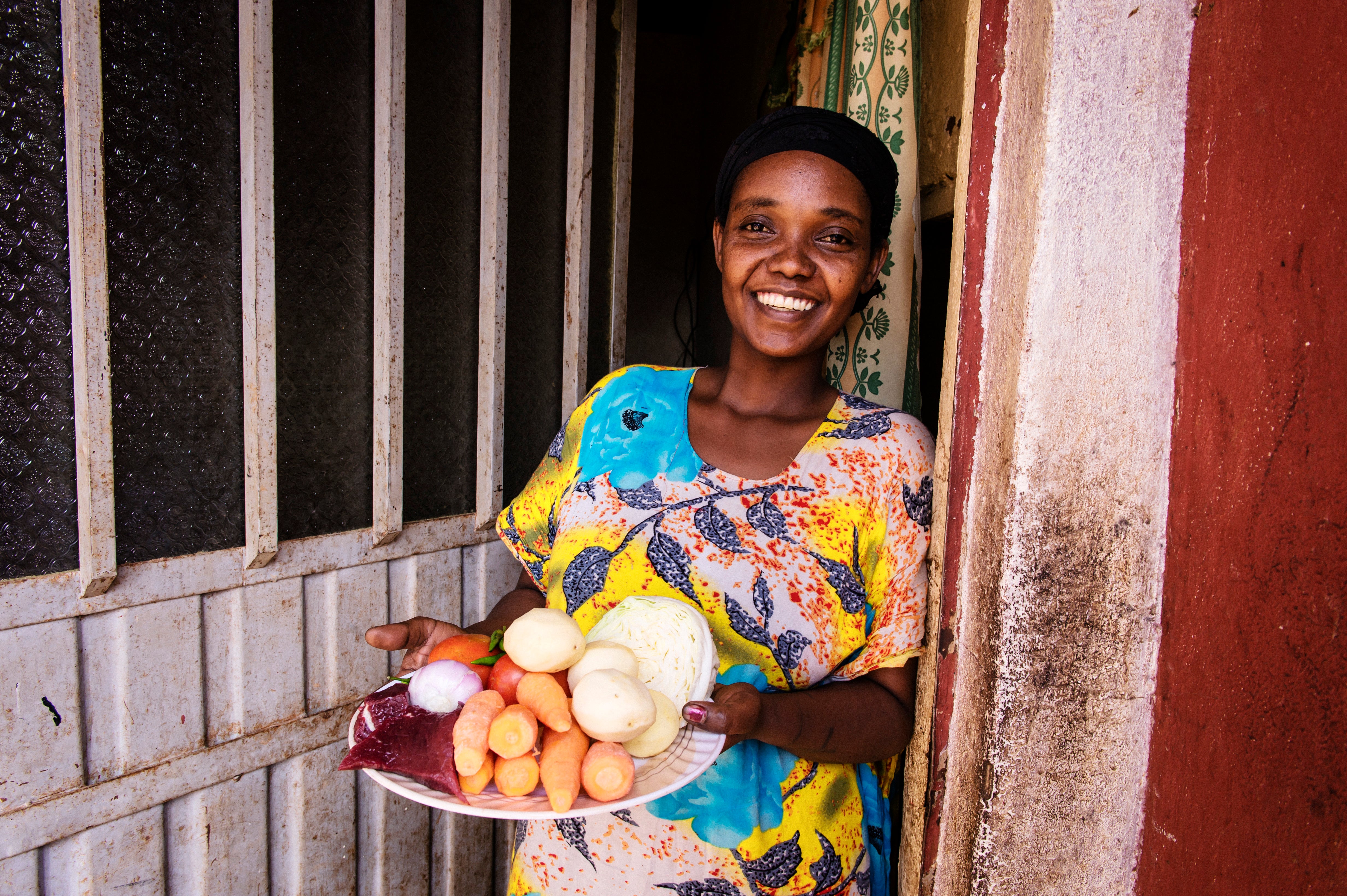 All over the world, people like Meseret in Ethiopia want to feed their families healthy and nutritious meals. How do we help them thrive? Photo: Sean Sheridan for Prosper Global