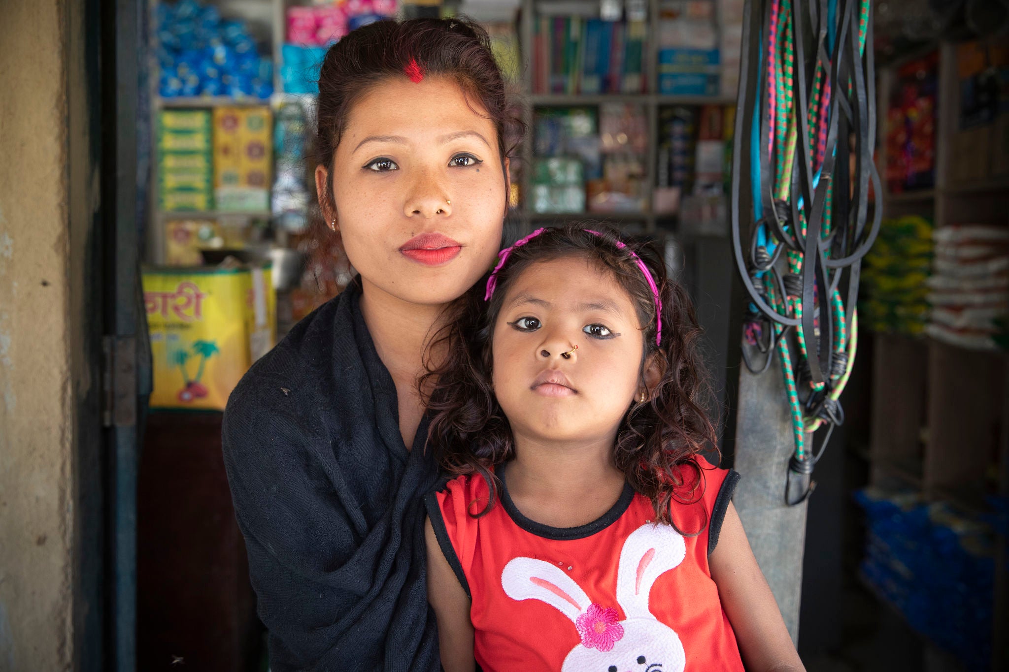 mother and daughter in nepal