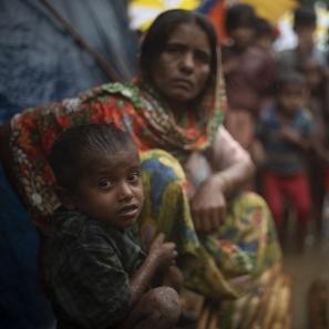 Woman and child in bangladesh