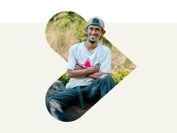 image of Indonesian man in an Amara (Prosper Global's mark) cut-out.